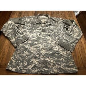 Military Digital Camo Shirt Full Zip Size Medium Long Camouflage USA Armed Force